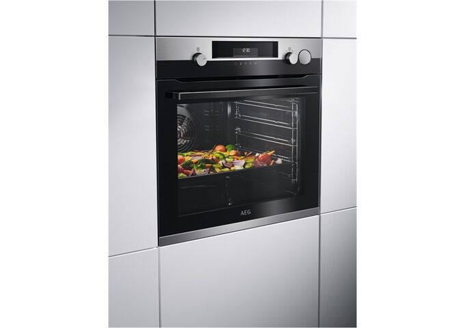 AEG BO524PCR Ed Einbau-Backofen A+ SteamCrisp Pyrolyse