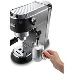 DE LONGHI EC 685.BK schwarz Dedica Style Espressomaschine Si