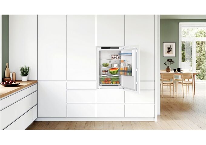 Bosch KIR212FE0 EB-Kühlschrank E 136L 88cm Flachscharnie