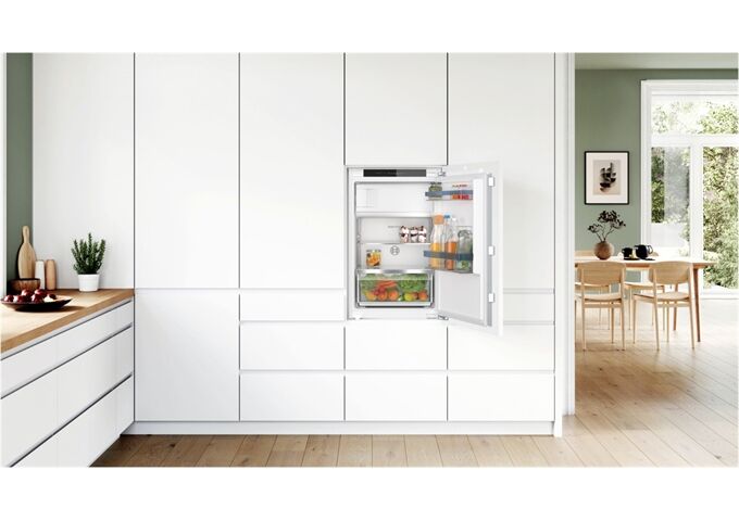 Bosch KIL222FE0 EB-Kühlschrank E 104/15L 88cm Flachschar