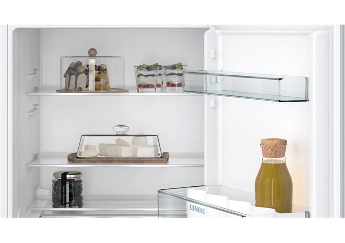 Siemens KU21RVXE0 UB-Kühlschrank u.Türpanelset KF10ZAX0 +